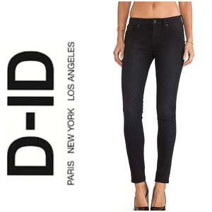 D-ID Revolve New York Skinny Quilted Diamond Stitch Black Jeans 24 Denim Island